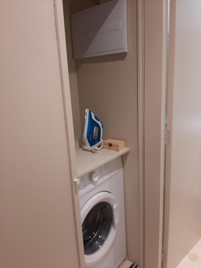 Estudio Con Parking Privado Apartment Madrid Ngoại thất bức ảnh